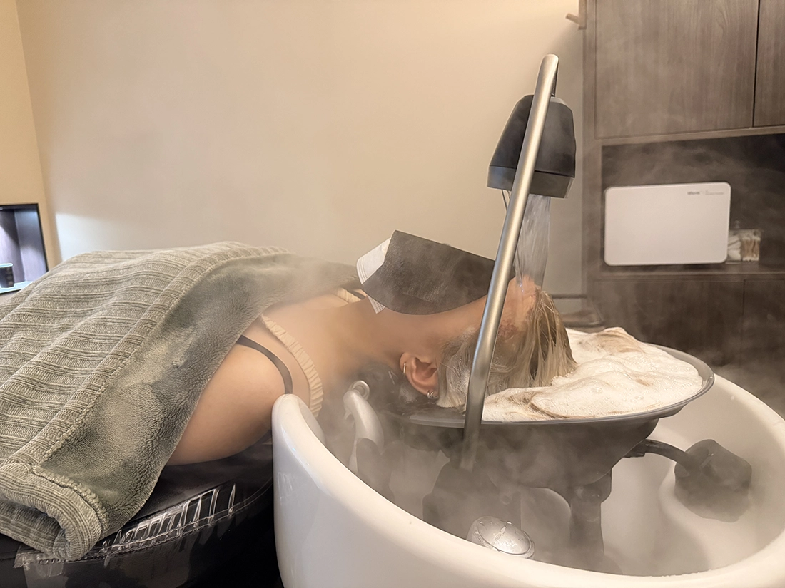 Shampooing with a Yume Bath unit