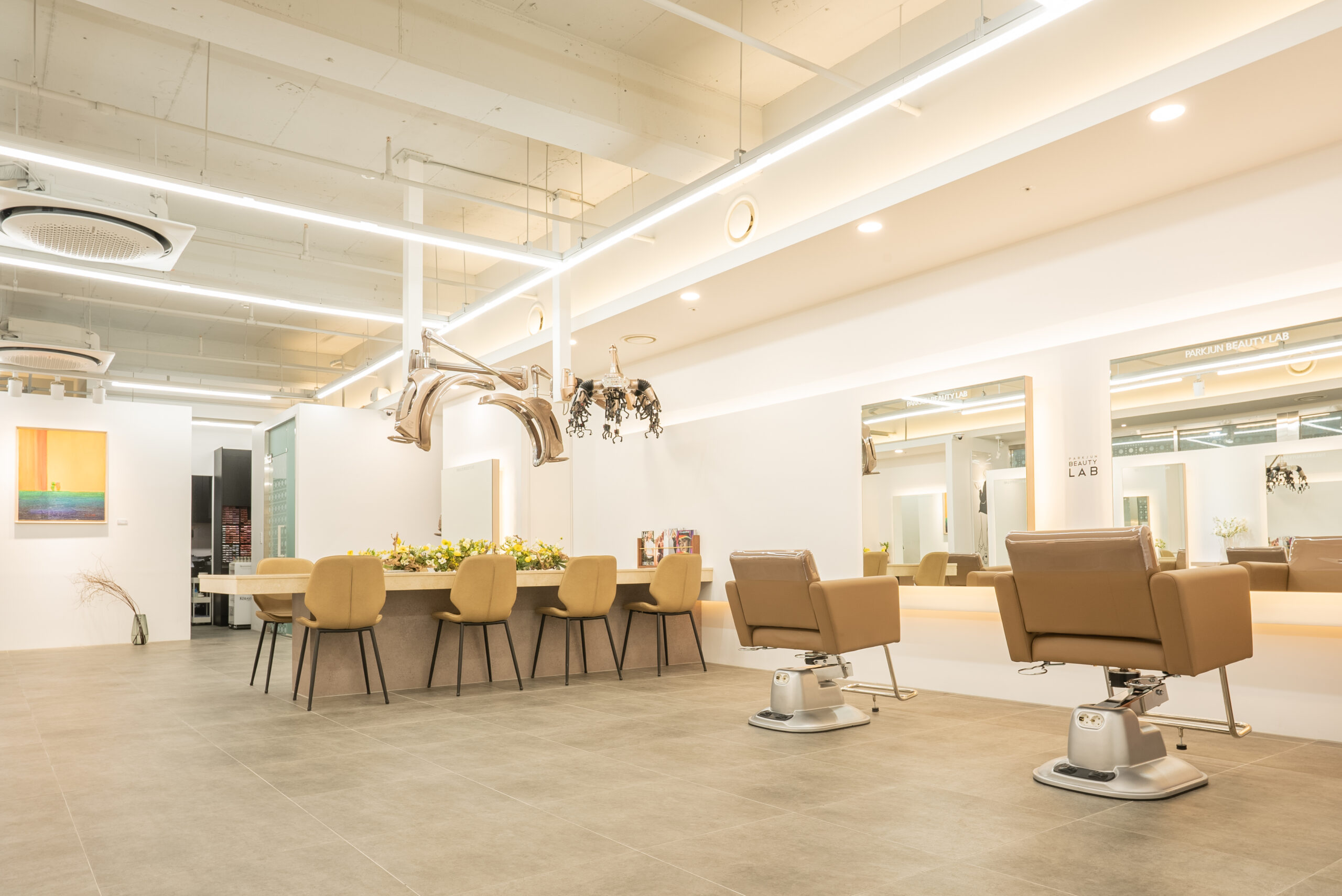 Interior of Parkjun Beautylab hair salon in Cheongdam, Gangnam
