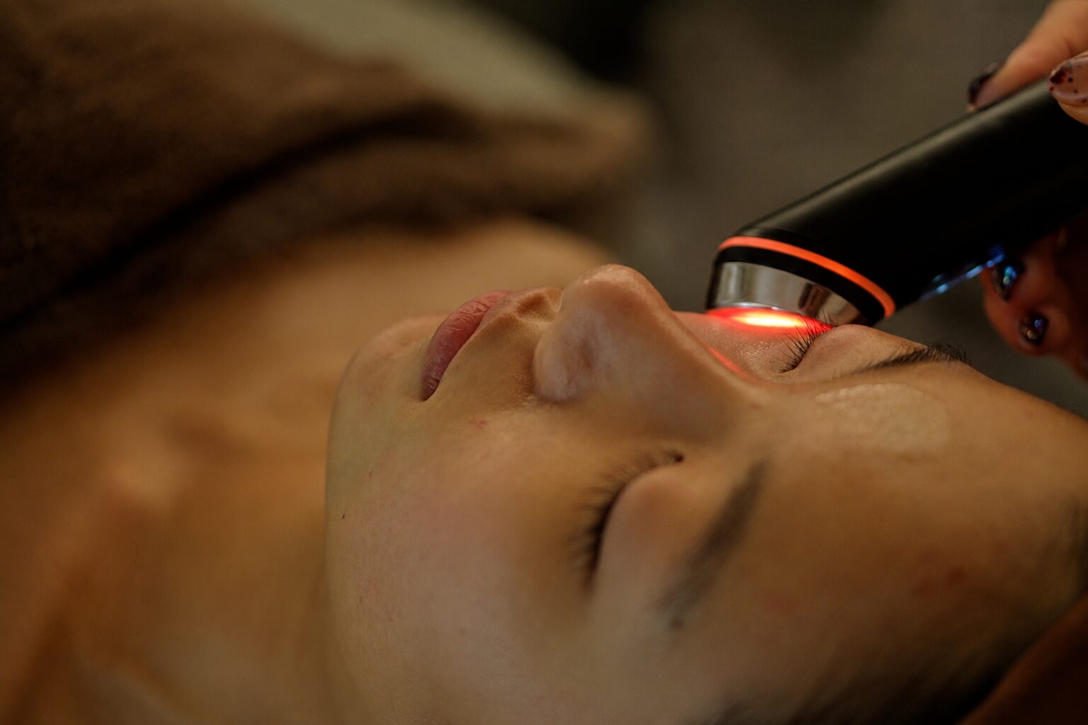 Scalp hair and beauty treatment at Parkjun Beautylab Cheongdam