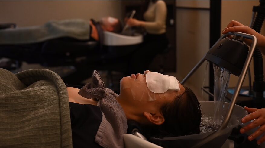Couple Head Spa treatment in a private room at Parkjun Beautylab Cheongdam